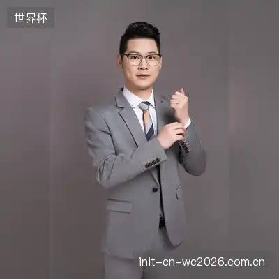 伏妍芊